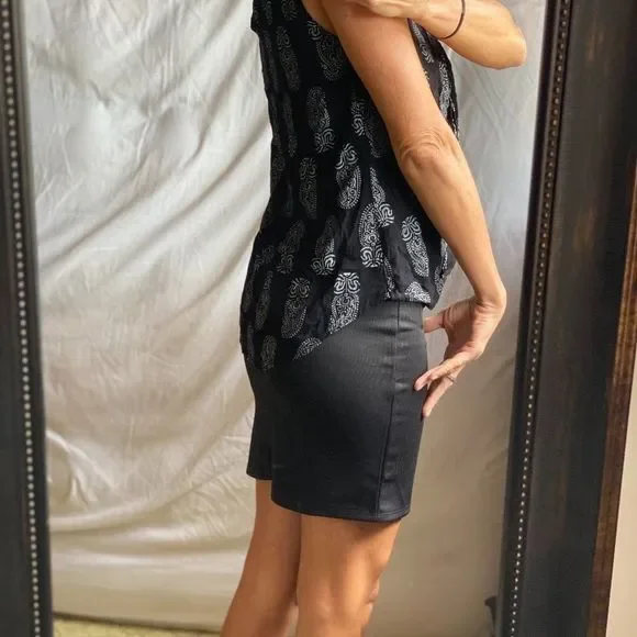 🤙🏽BLACK PENCIL SKIRT SIZE SMALL - Picture 3 of 4